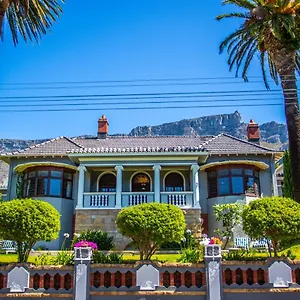 Guest house Cape Riviera